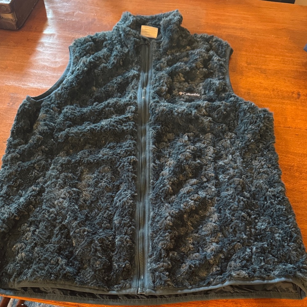 Columbia deep blue Fleece Vest